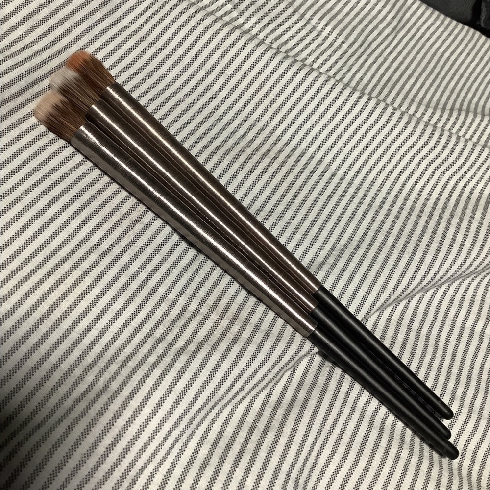 Urban Decay Domed Concealer E204